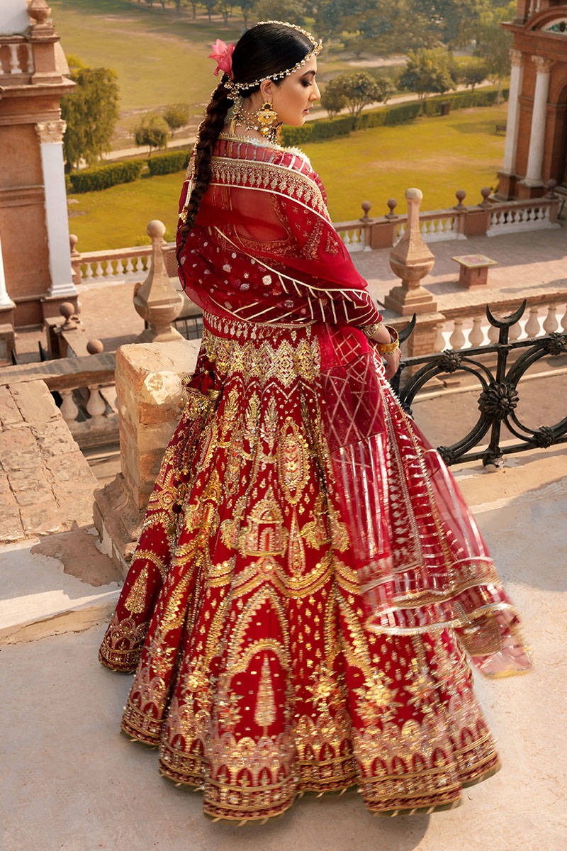 Nigarbano barat red color bridal maxi by mohsin naveed ranjha 